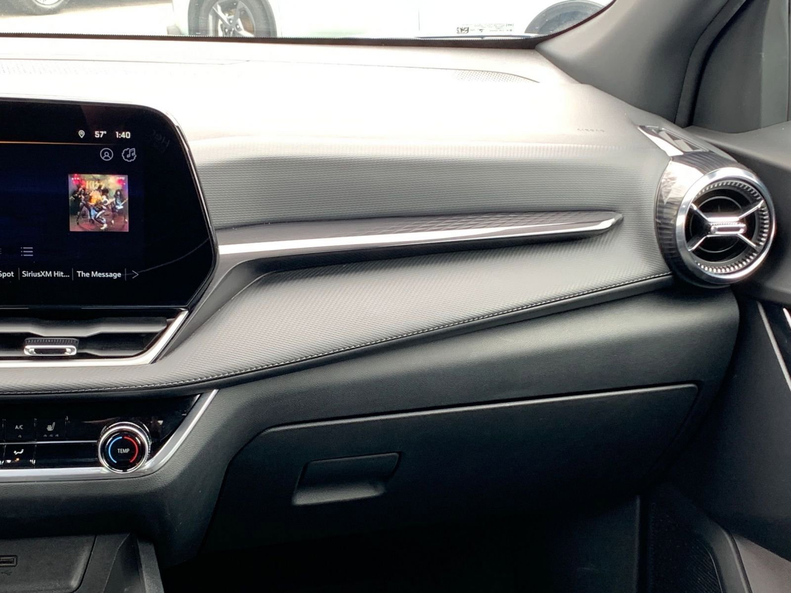 Used 2025 Chevrolet Equinox LT image 35