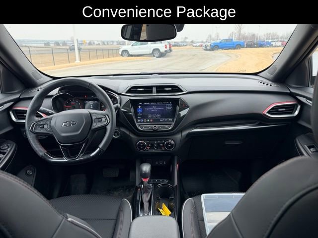 Used 2023 Chevrolet TrailBlazer RS w/ Sun and Liftgate Package image 7