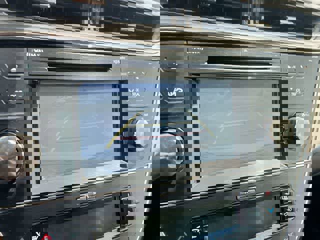 Used 2017 Toyota Avalon Limited FWD image 26