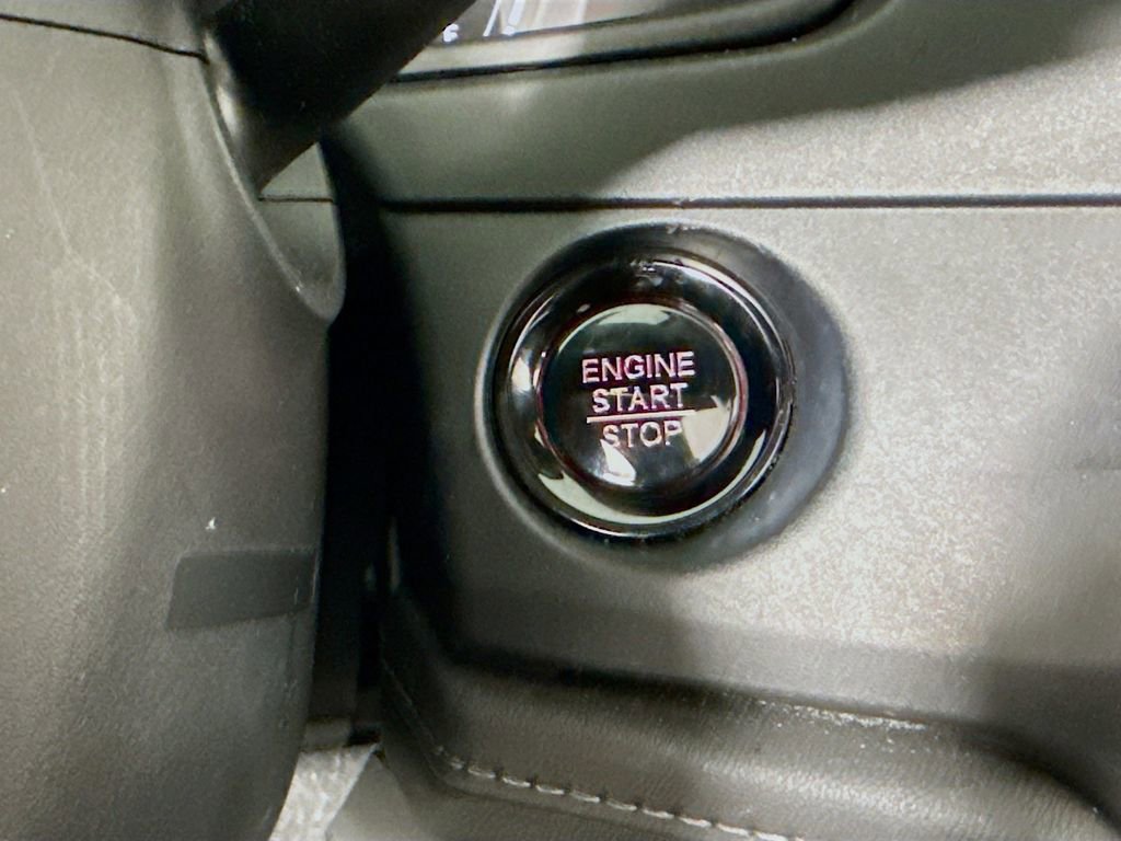 Certified 2023 Honda Accord EX image 22