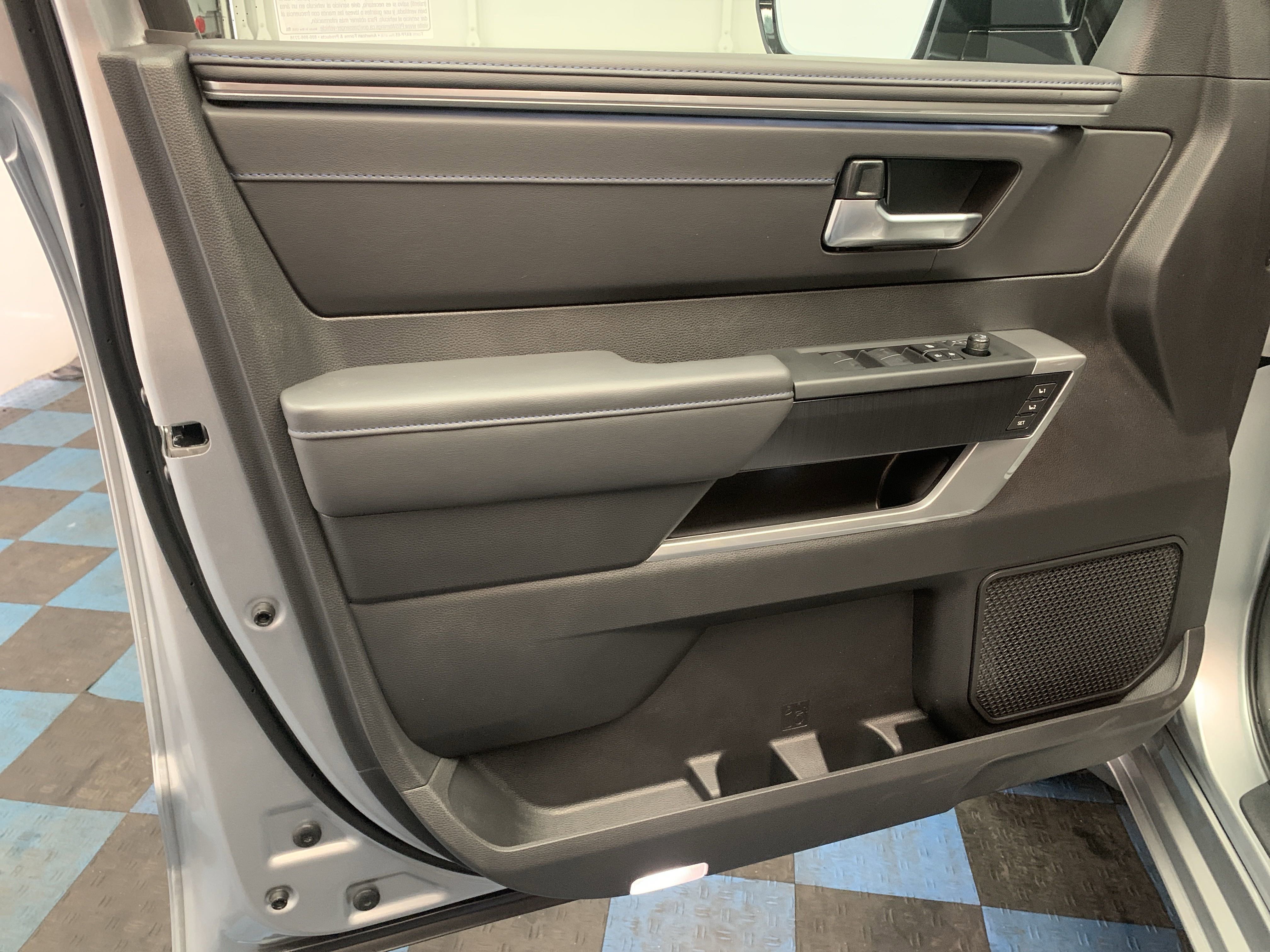 New 2025 Toyota Tundra Platinum image 9