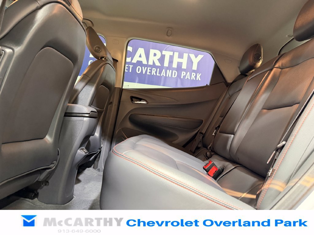 Used 2021 Chevrolet Bolt Premier w/ Infotainment Package FWD image 26