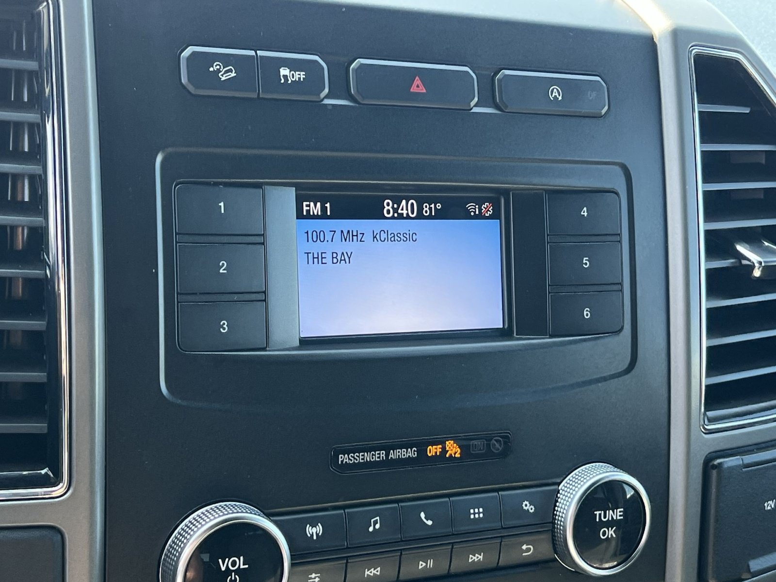 Used 2018 Ford Expedition XLT w/ Cargo Package AWD/4WD image 18