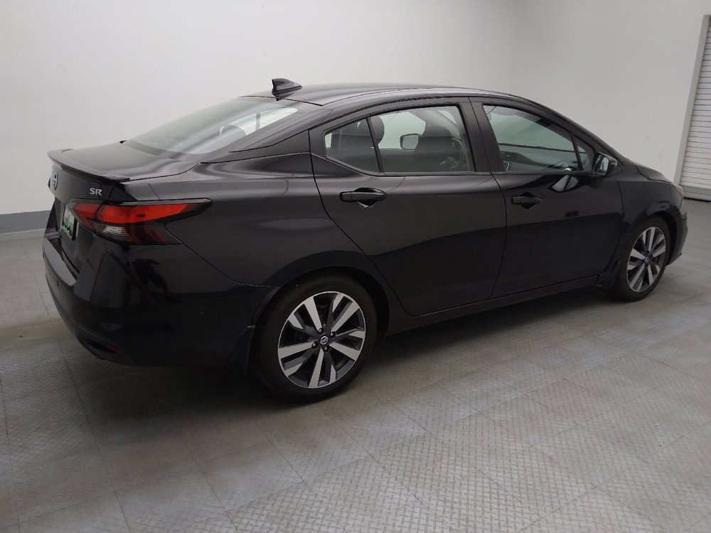 Used 2020 Nissan Versa SR FWD image 10