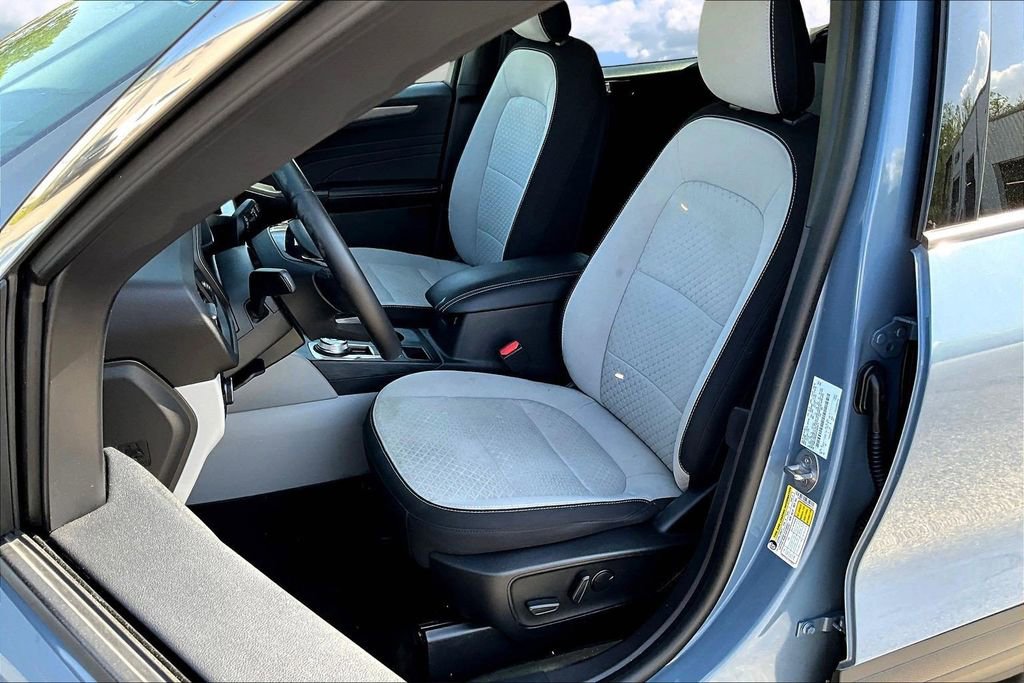 Used 2023 Ford Escape Active w/ Tech Pack #2 image 23