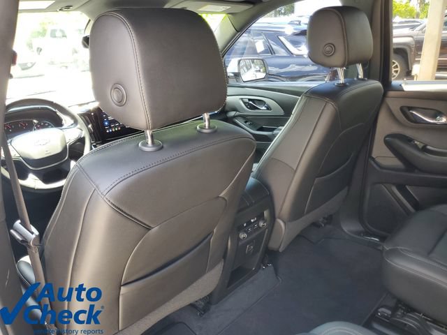 Used 2023 Chevrolet Traverse LT FWD image 14