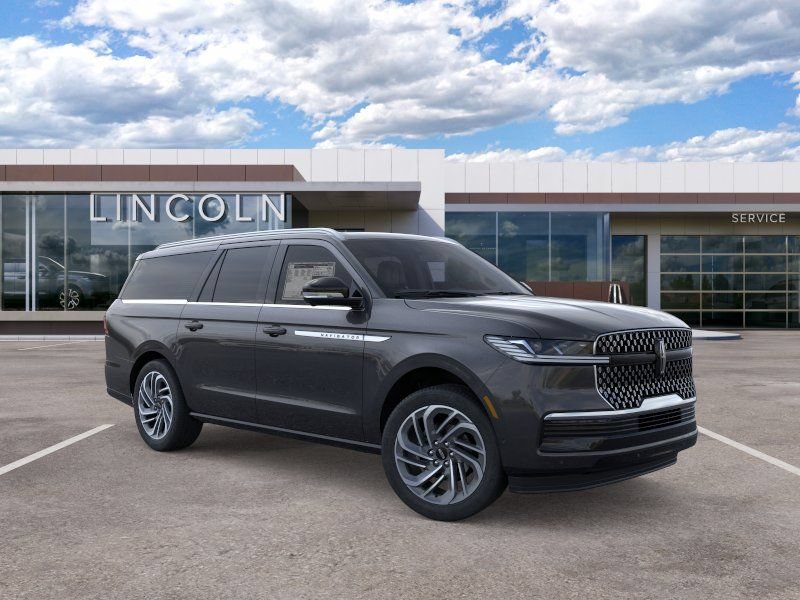 New 2026 Lincoln Navigator L Reserve AWD/4WD image 7