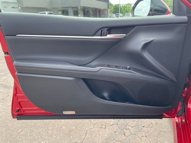 Used 2024 Toyota Camry XLE image 15