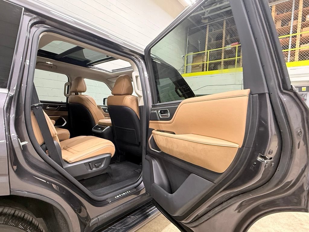 Used 2026 INFINITI QX80 Luxe w/ Cargo Package AWD/4WD image 44
