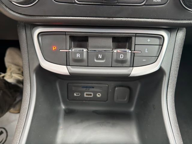 Used 2022 GMC Terrain SLT image 31