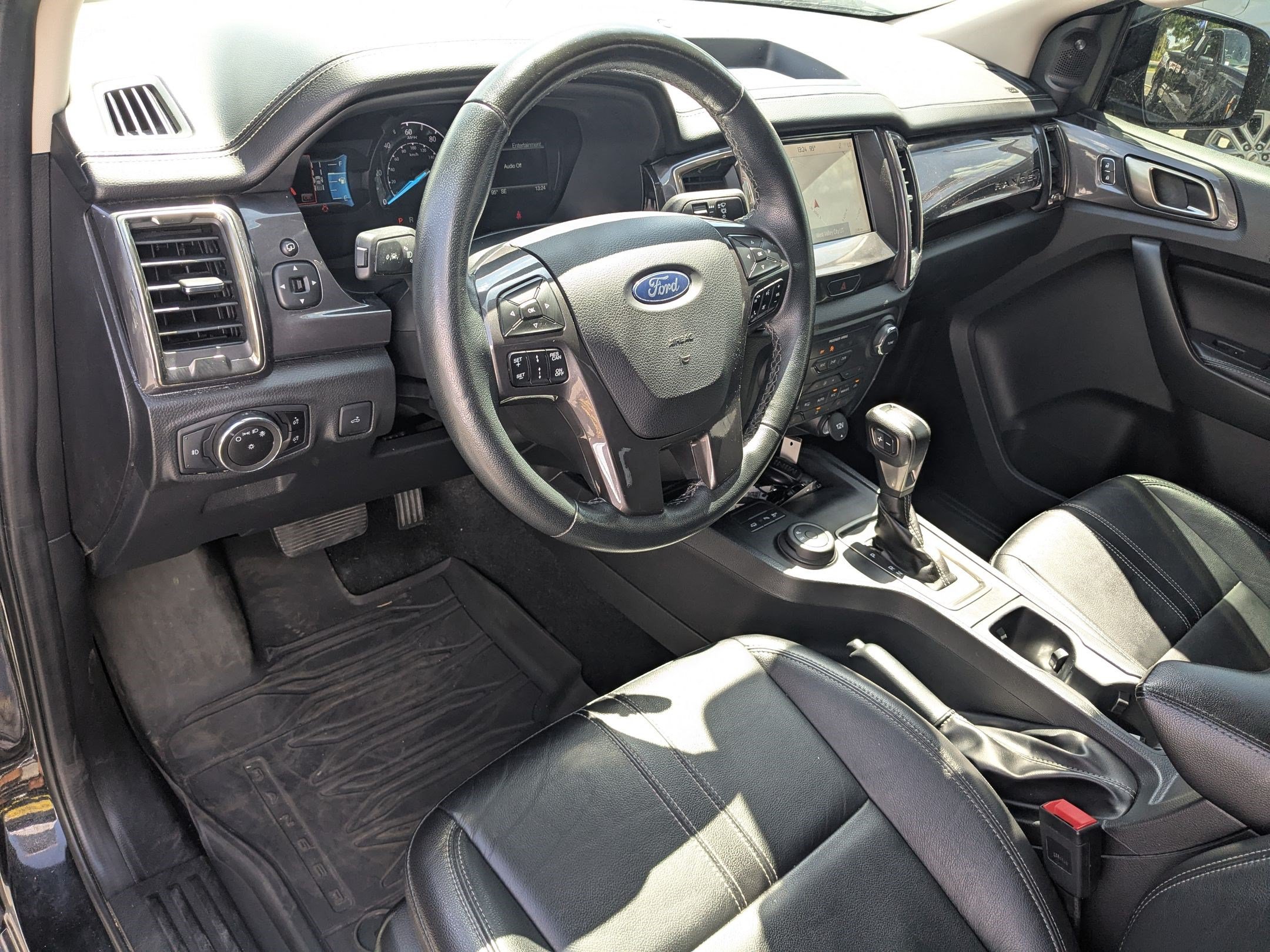 Used 2023 Ford Ranger Lariat w/ Equipment Group 501A High AWD/4WD image 18