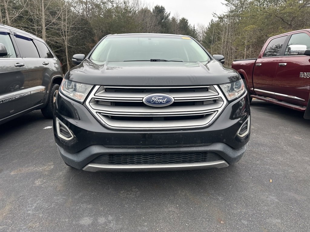Used 2017 Ford Edge SEL w/ Equipment Group 201A image 2