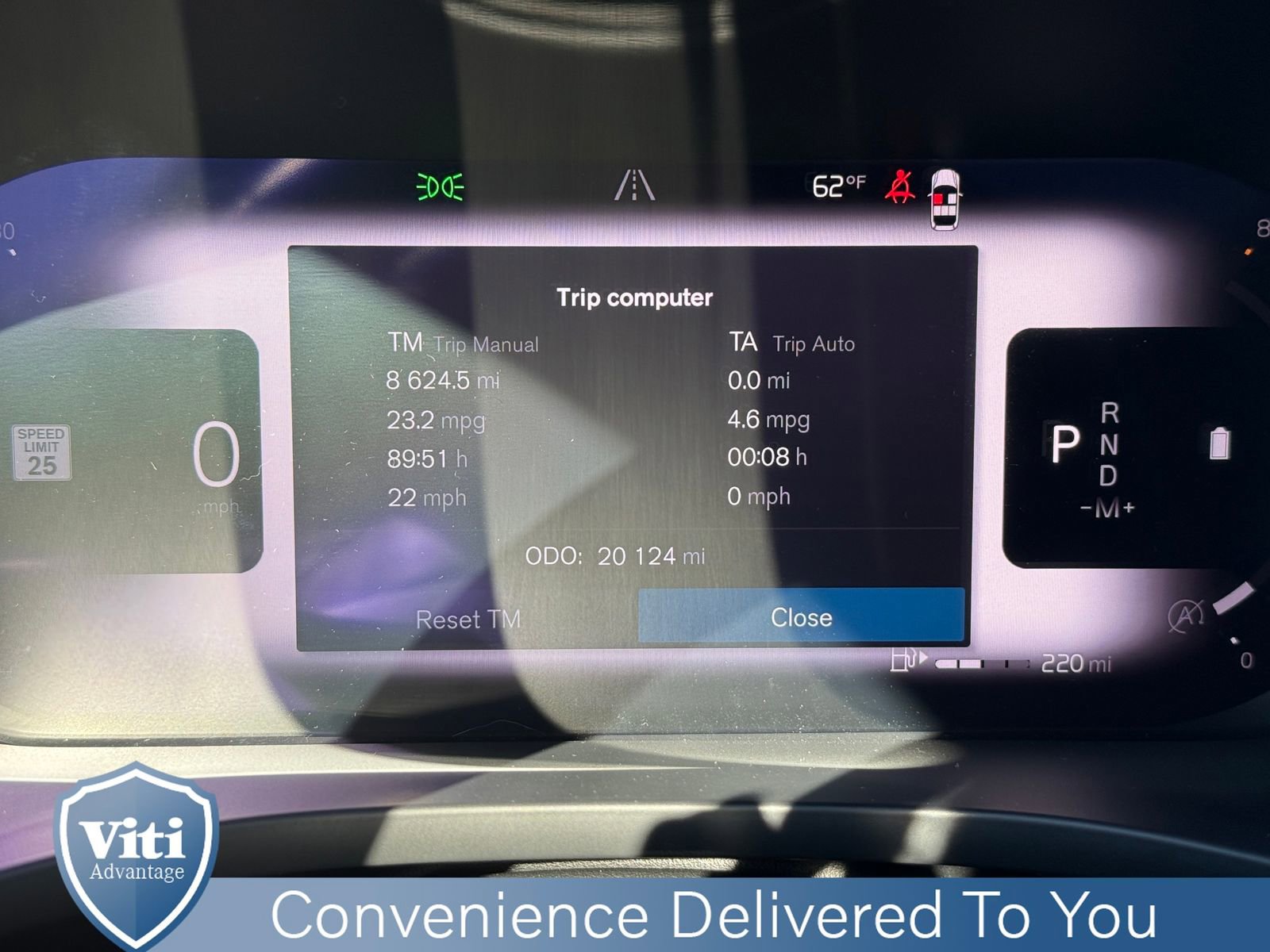 Certified 2023 Volvo XC60 B5 Ultimate w/ Climate Package image 33