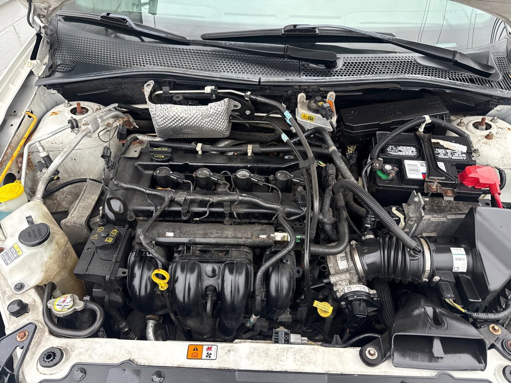 Used 2011 Ford Focus SE image 18