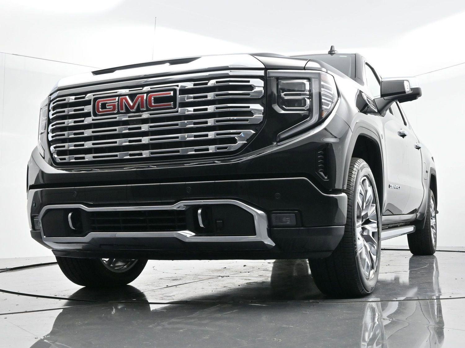 Used 2025 GMC Sierra 1500 Denali w/ Denali Reserve Package AWD/4WD image 43