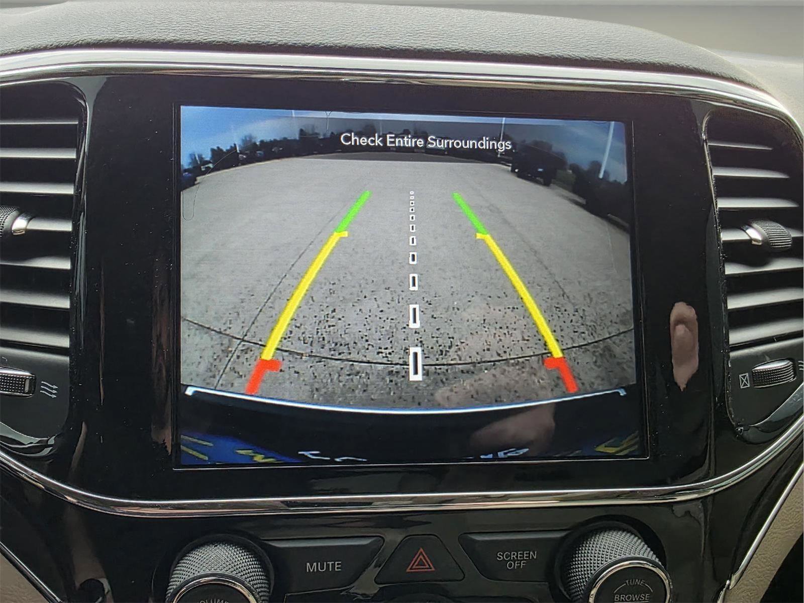 Used 2020 Jeep Grand Cherokee Limited RWD image 22