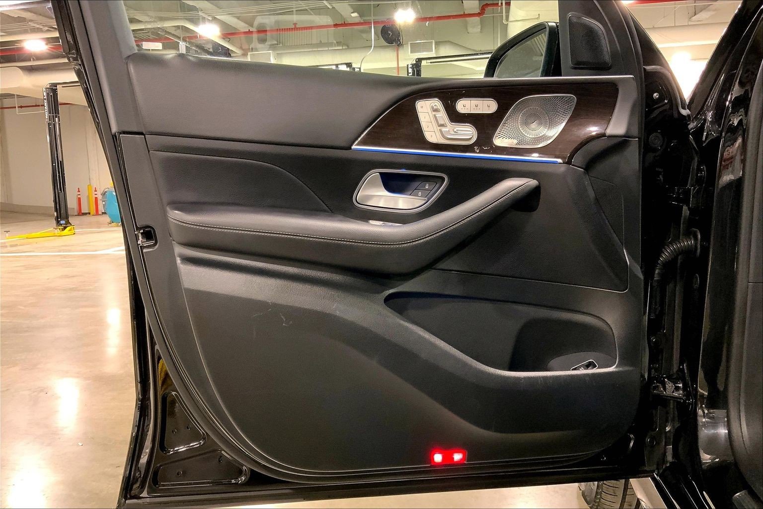 Used 2024 Mercedes-Benz GLS 450 4MATIC image 20