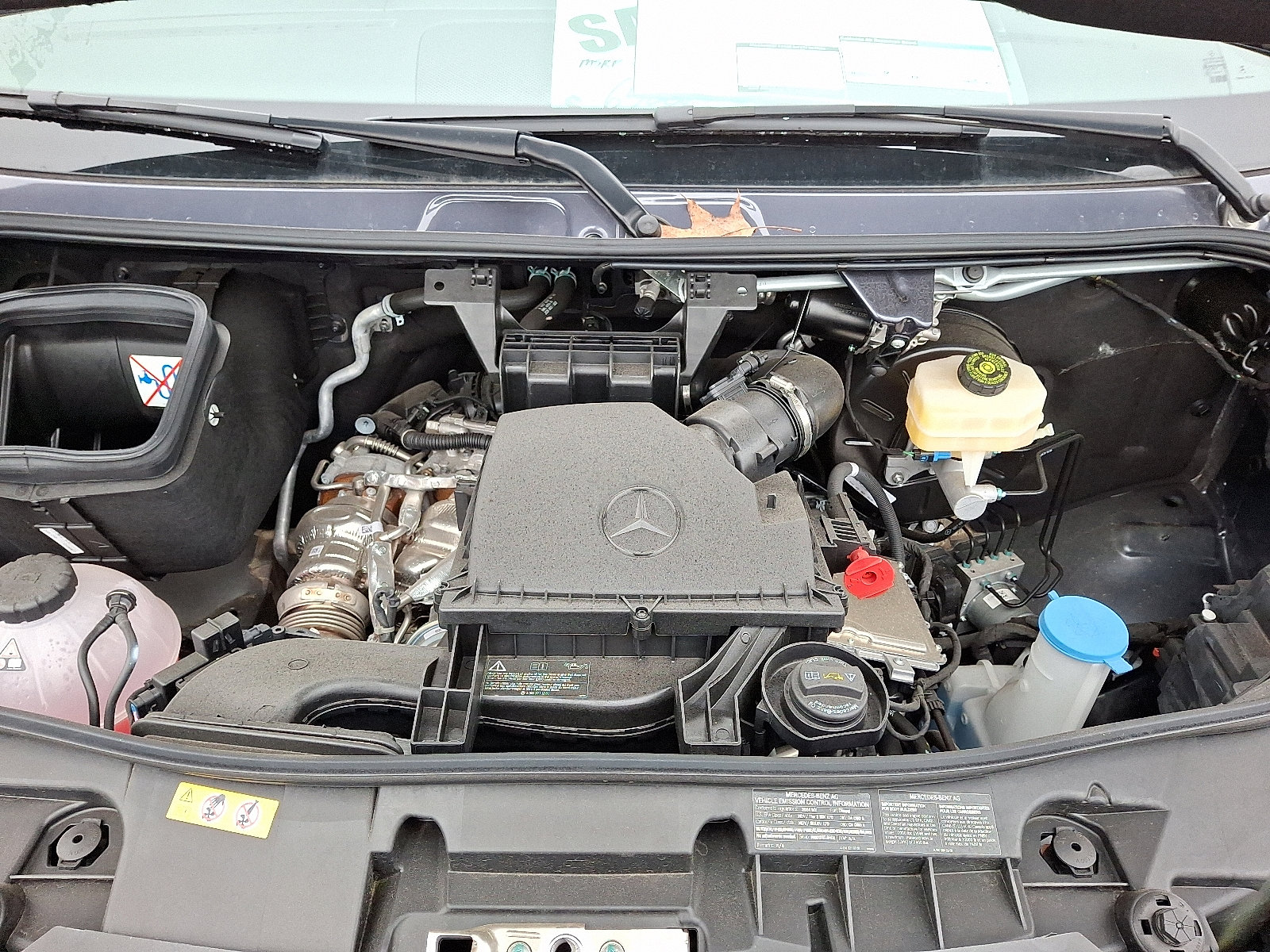 Used 2024 Mercedes-Benz Sprinter 144 Cargo image 10