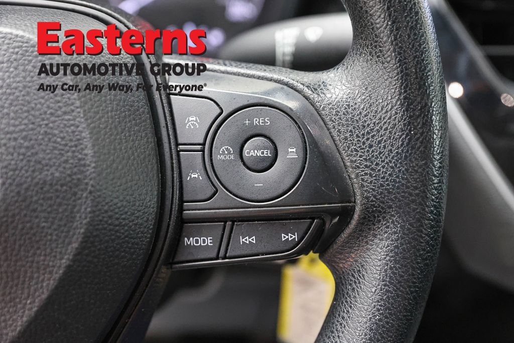 Used 2024 Toyota Corolla LE FWD image 15