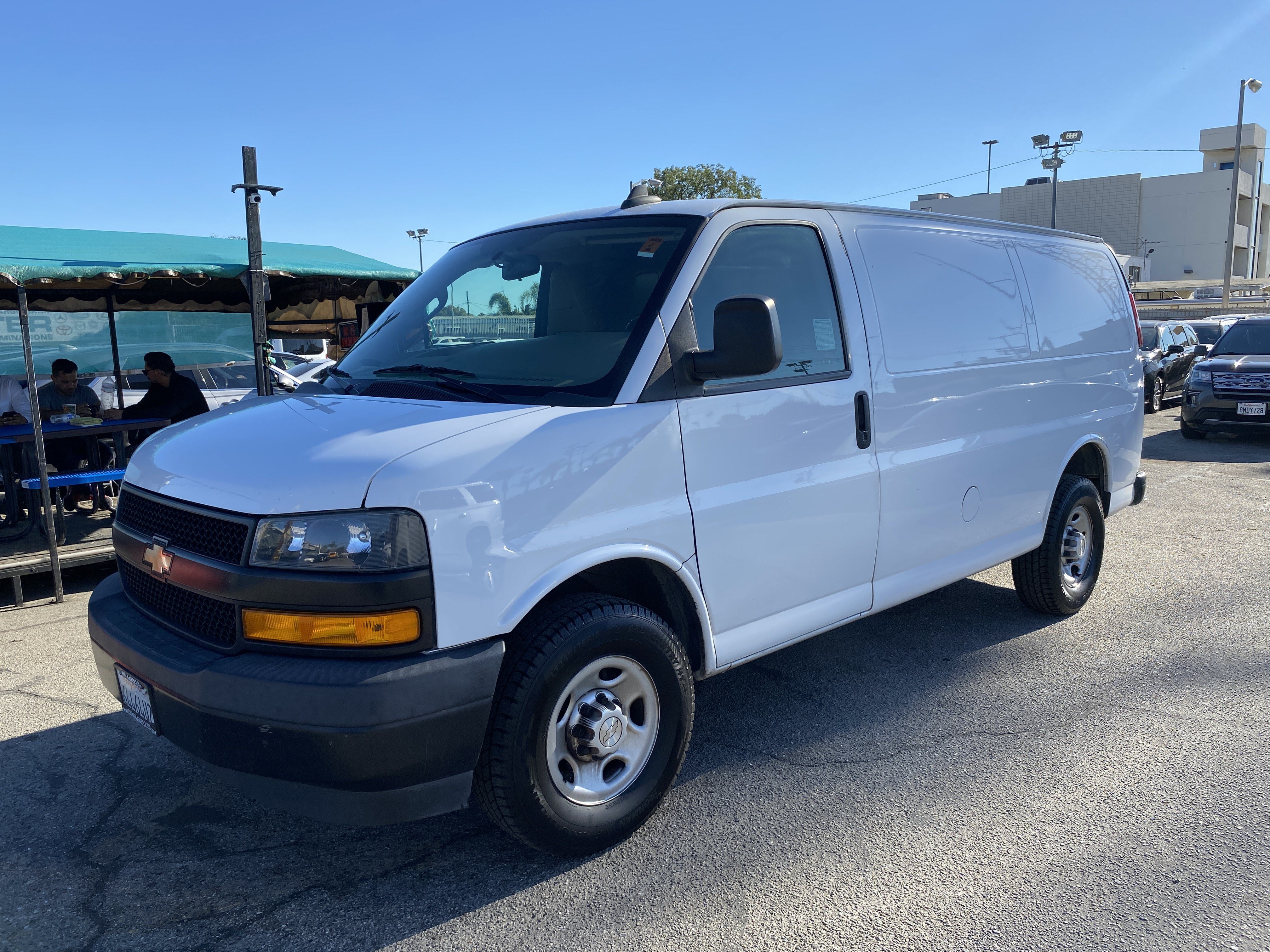 Used 2019 Chevrolet Express 2500 w/ Driver Convenience Package RWD image 2