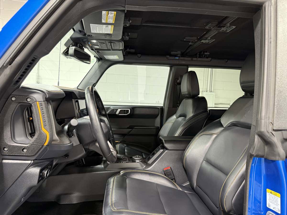 Used 2024 Ford Bronco Badlands image 16