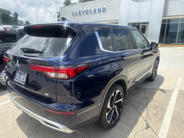 Used 2023 Mitsubishi Outlander SE FWD image 11