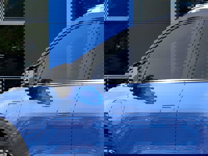 New 2026 Chevrolet Equinox EV LT image 36