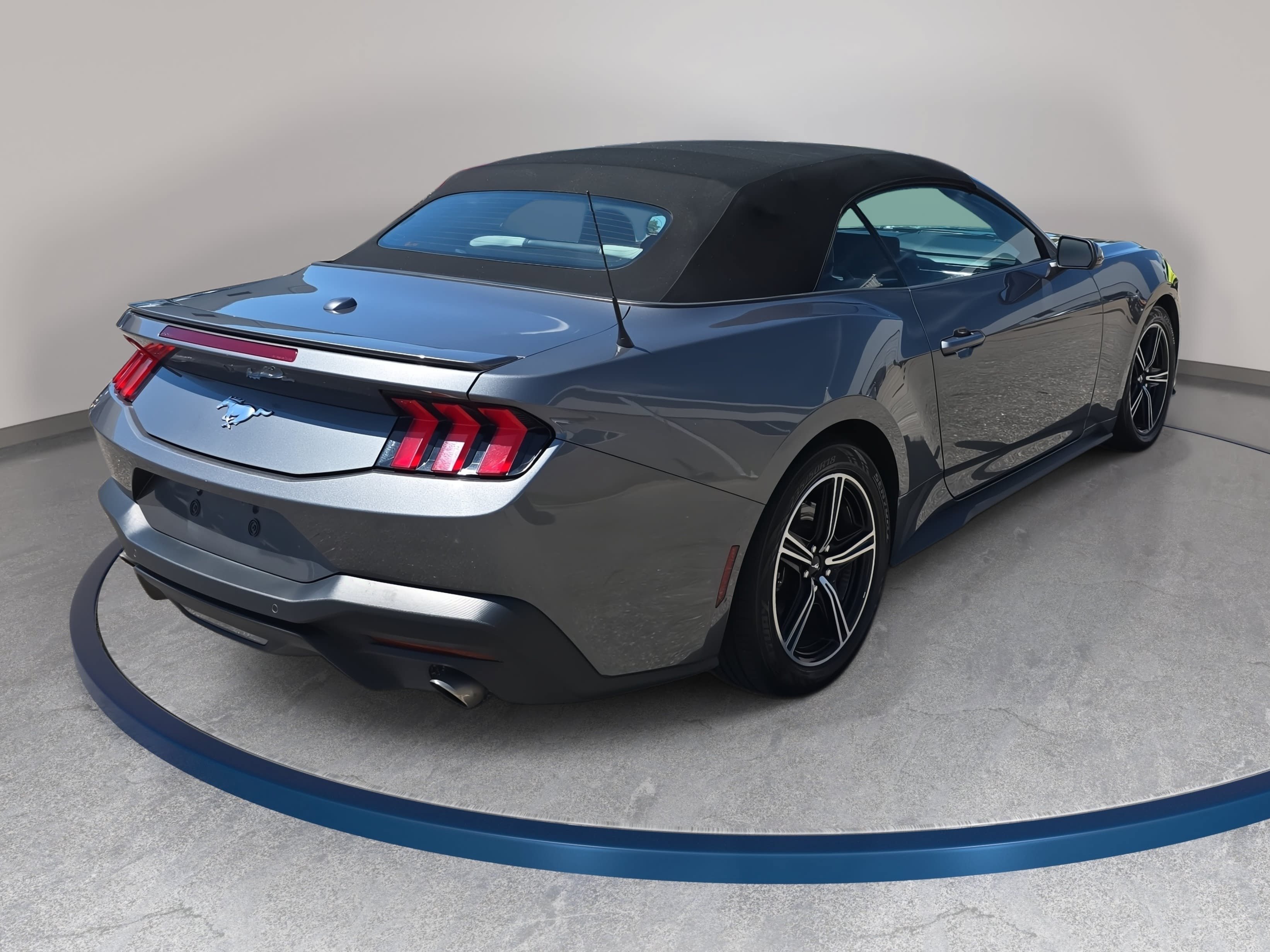Used 2024 Ford Mustang Premium RWD image 5