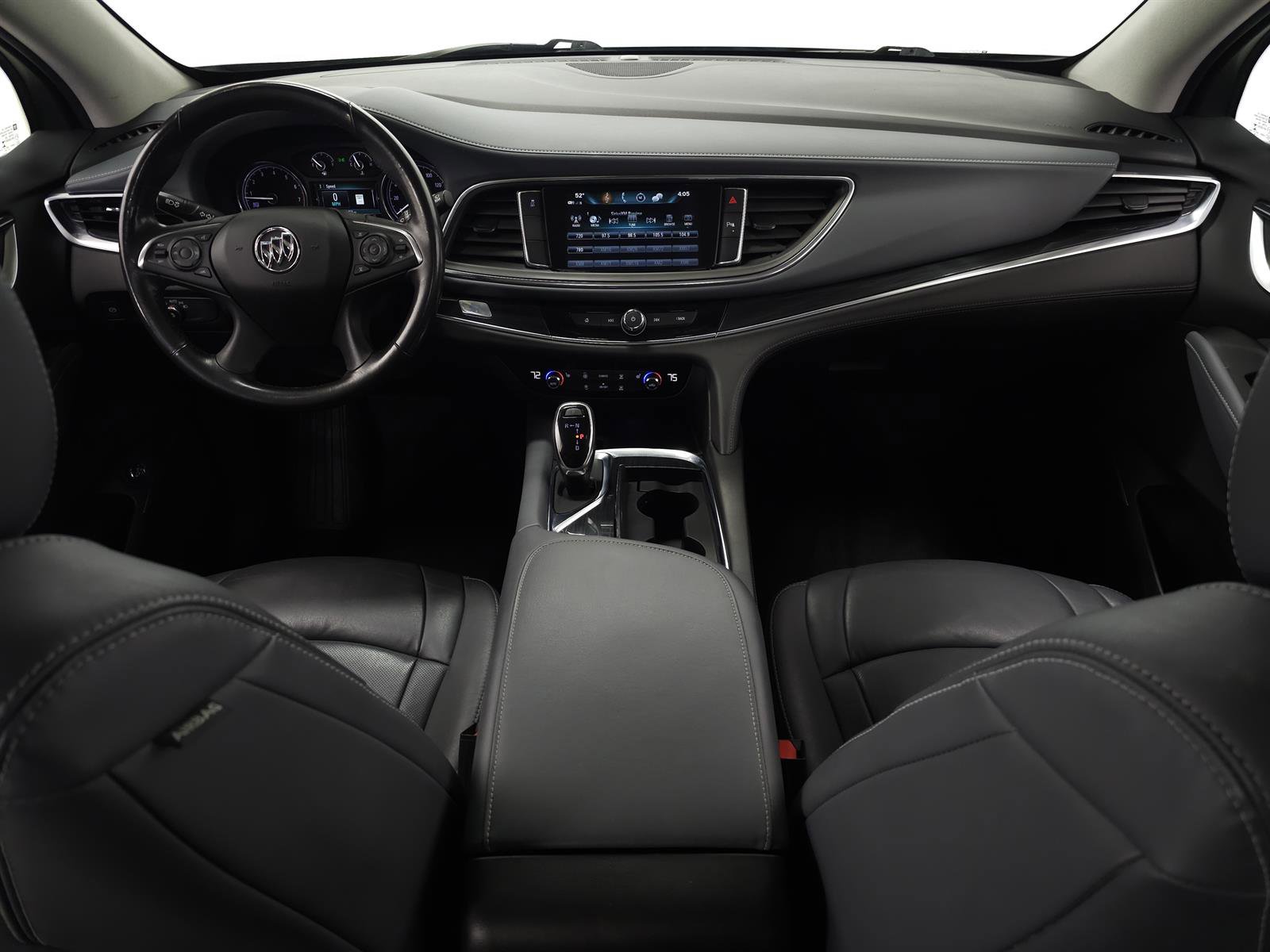 Used 2019 Buick Enclave Essence image 12