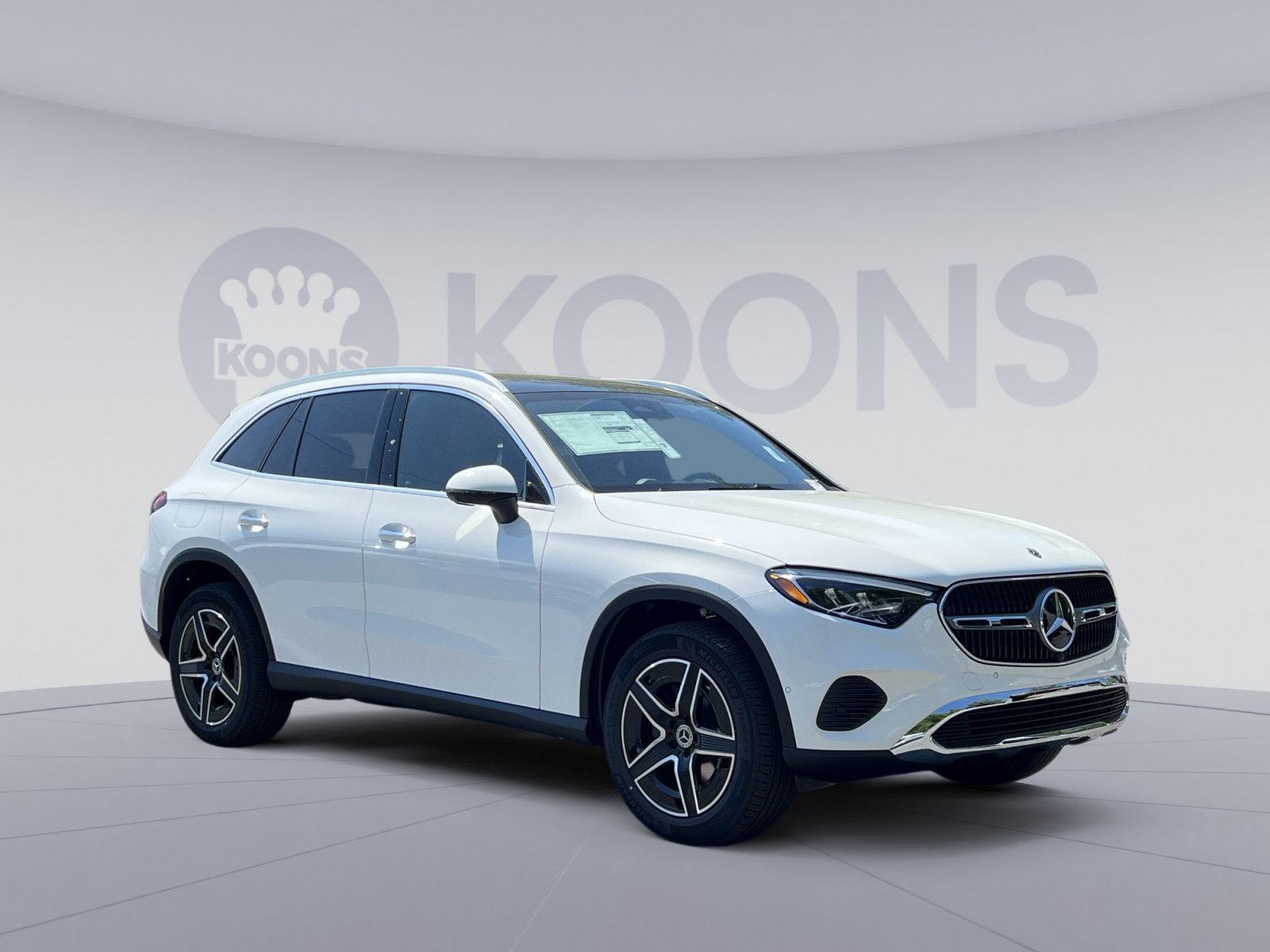 New 2026 Mercedes-Benz GLC 300 4MATIC image 2