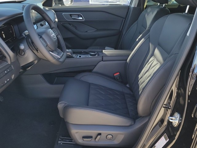 New 2026 Nissan Rogue Platinum w/ Tech Package image 6