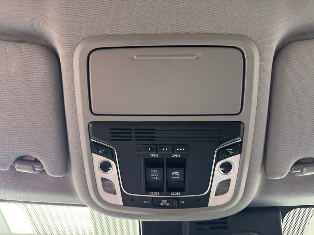 Used 2017 Honda Ridgeline RTL-E image 46