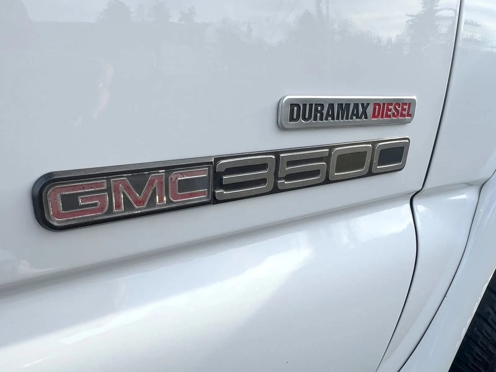 Used 2005 GMC Sierra 3500 SLT w/ Heavy-Duty Power Package RWD image 19