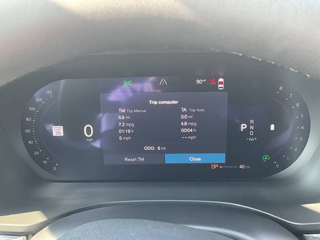 New 2027 Volvo XC60 B5 Plus AWD/4WD image 31