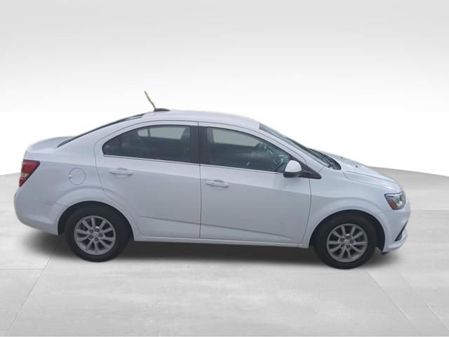 Used 2019 Chevrolet Sonic LT w/ Convenience Package FWD image 2