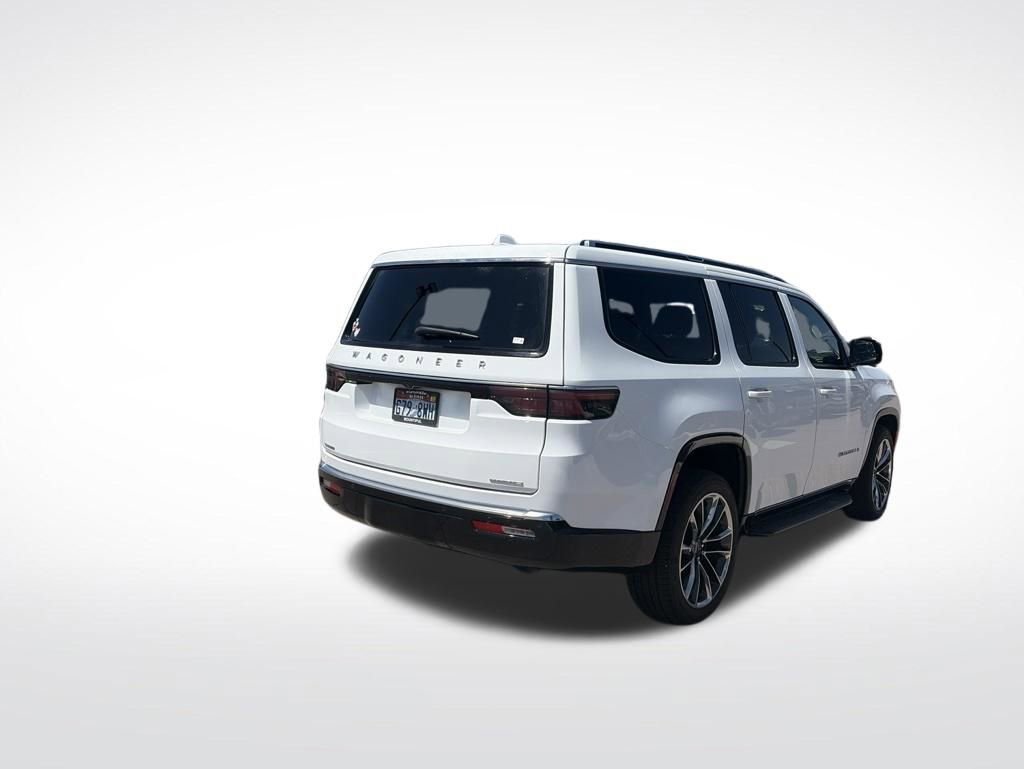 Used 2023 Jeep Wagoneer Series II w/ Premium Group I AWD/4WD image 5