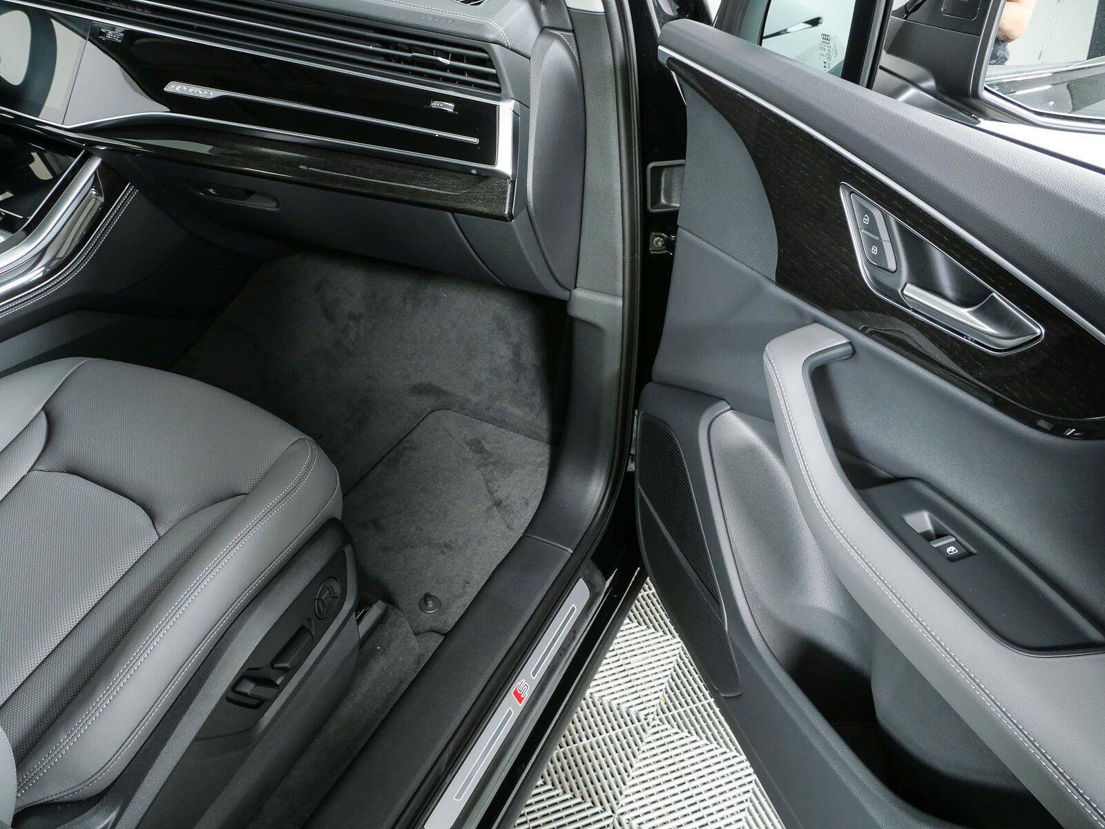 New 2026 Audi Q7 Premium Plus AWD/4WD image 26