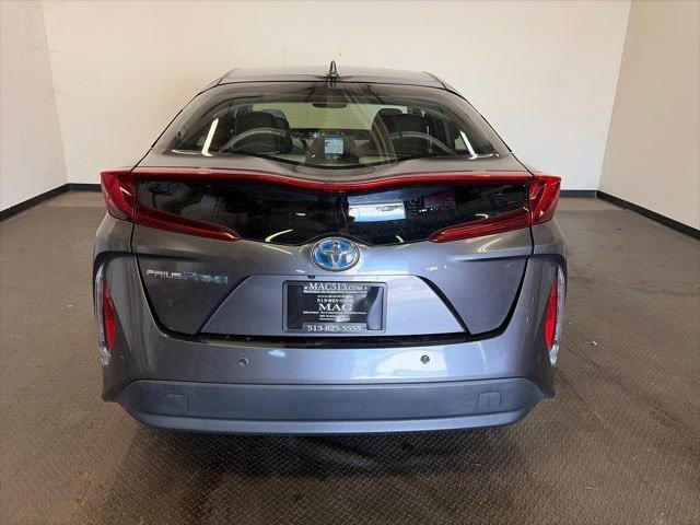 Used 2017 Toyota Prius Prime Advanced w/ Carpet Mat Package image 5
