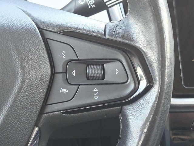 Used 2023 Chevrolet Bolt EUV Premier w/ Sun & Sound Package FWD image 37
