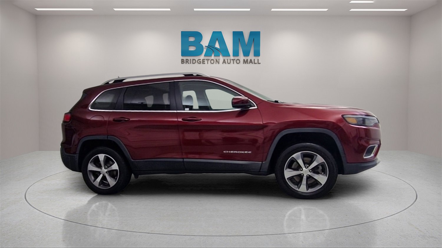 Used 2019 Jeep Cherokee Limited image 8