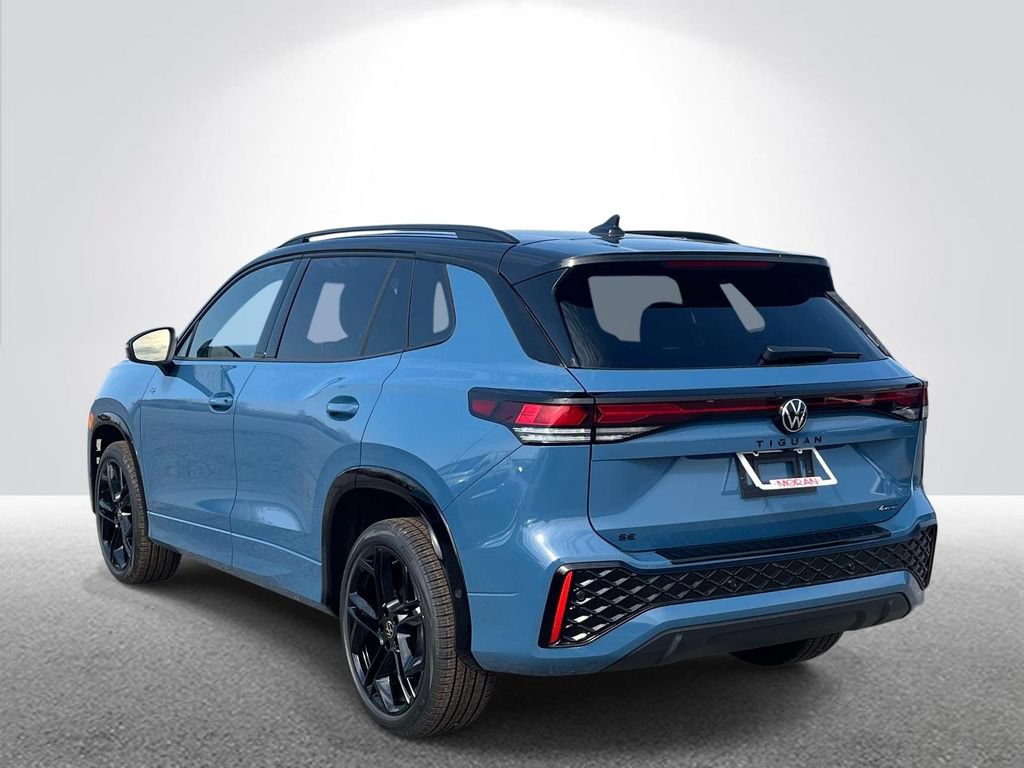 New 2026 Volkswagen Tiguan SE R-Line AWD/4WD image 3