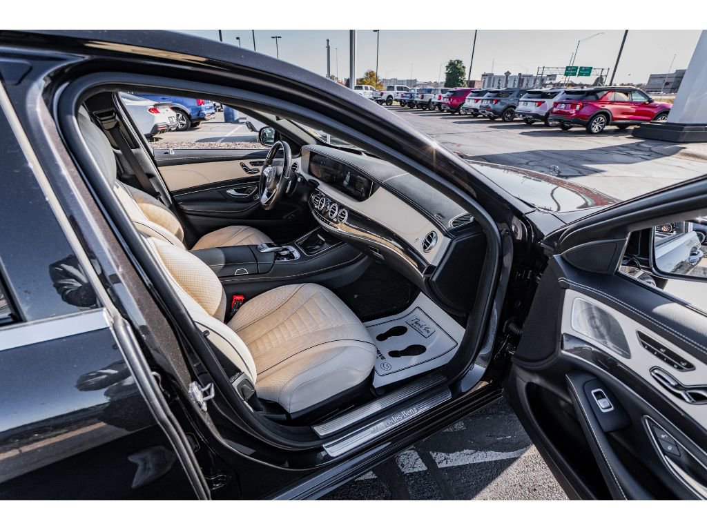 Used 2018 Mercedes-Benz S 560 4MATIC Sedan image 22