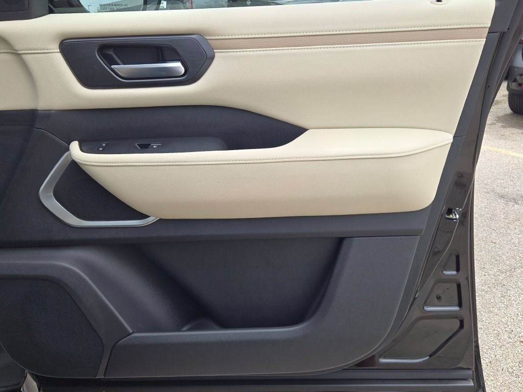 New 2026 Nissan Armada Platinum Reserve AWD/4WD image 8