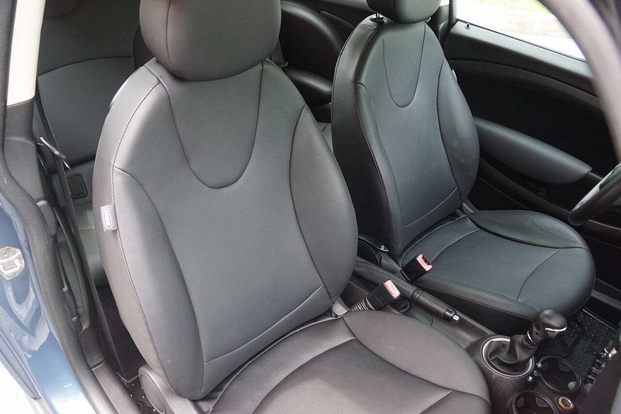 Used 2011 MINI Cooper Hardtop FWD image 23