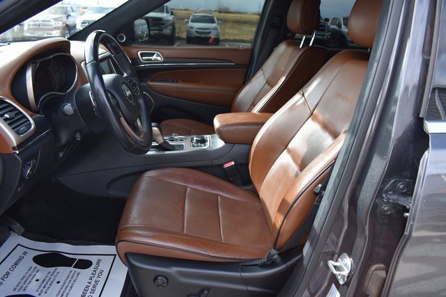 Used 2017 Jeep Grand Cherokee Summit w/ Platinum Series Group image 14