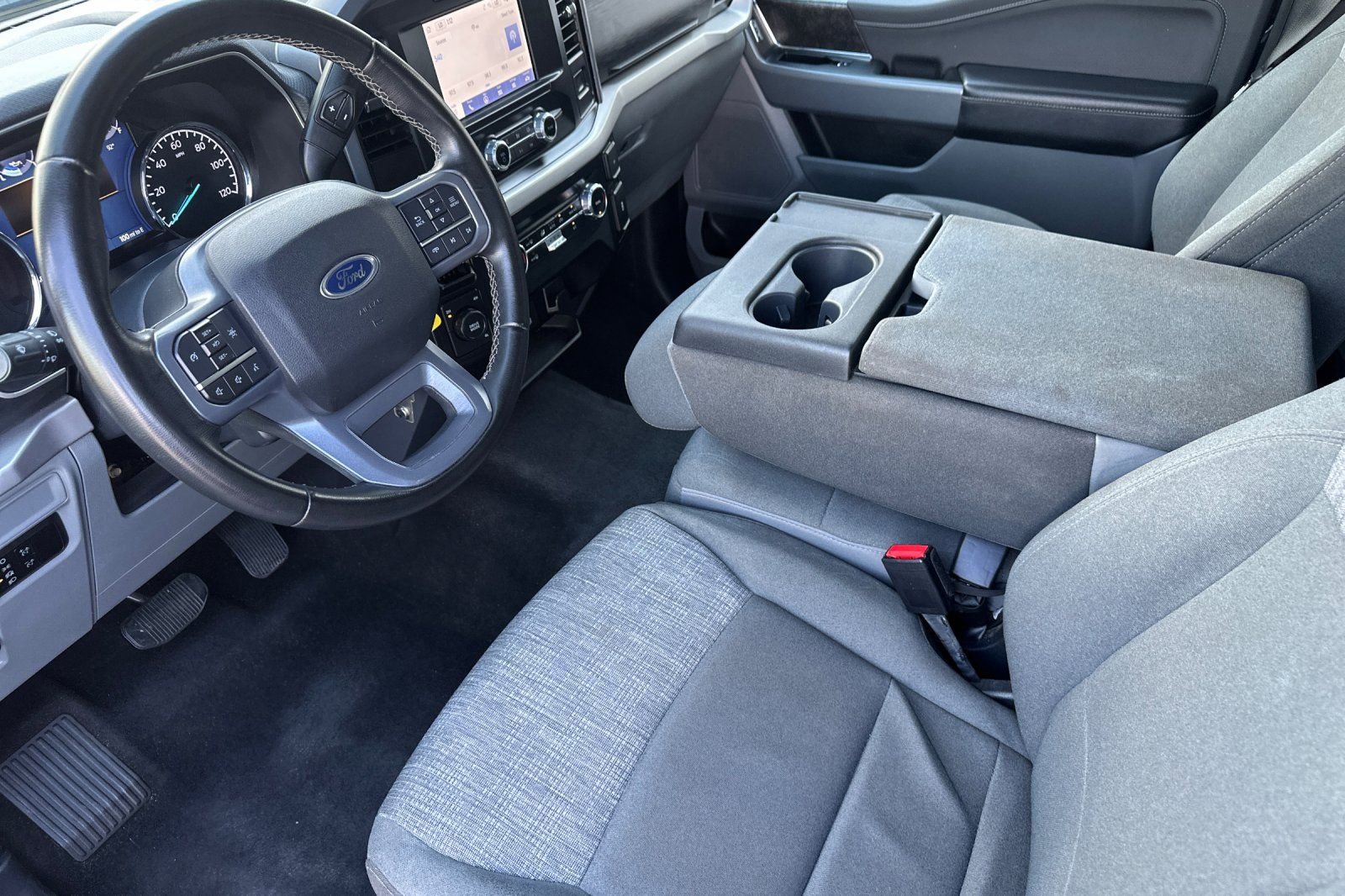 Used 2023 Ford F150 Lariat image 10