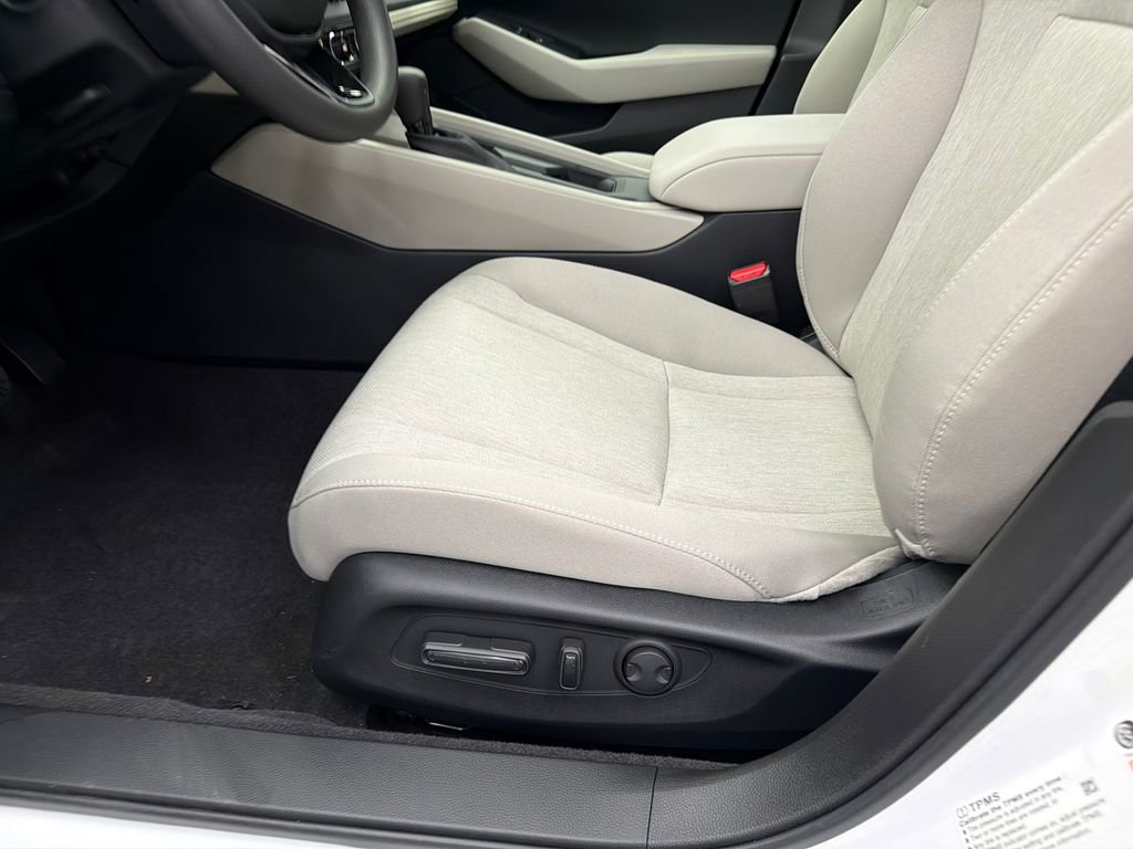 Used 2026 Honda Accord SE image 10