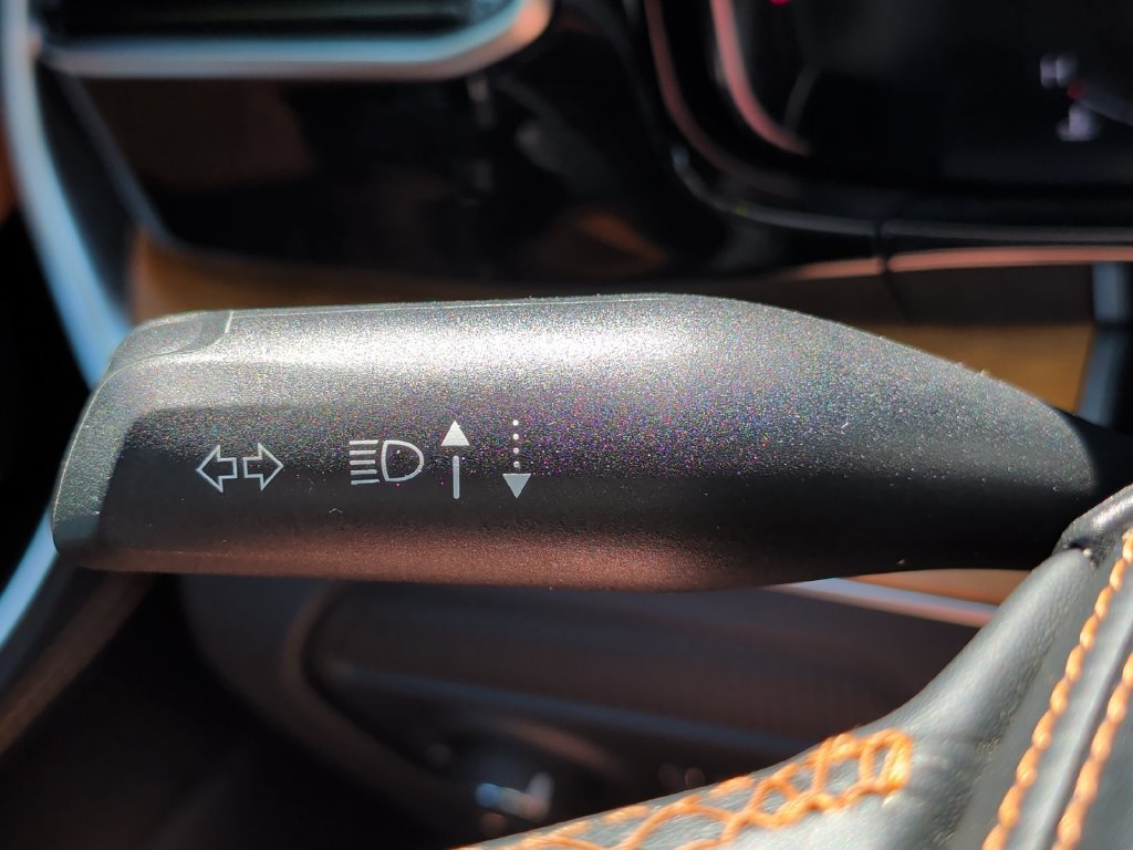 Used 2024 Jeep Grand Wagoneer L Series III AWD/4WD image 45