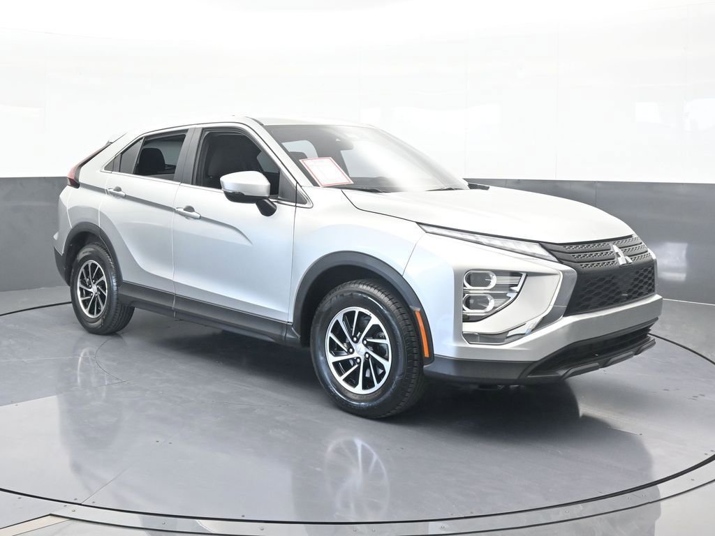 Used 2023 Mitsubishi Eclipse Cross ES image 8