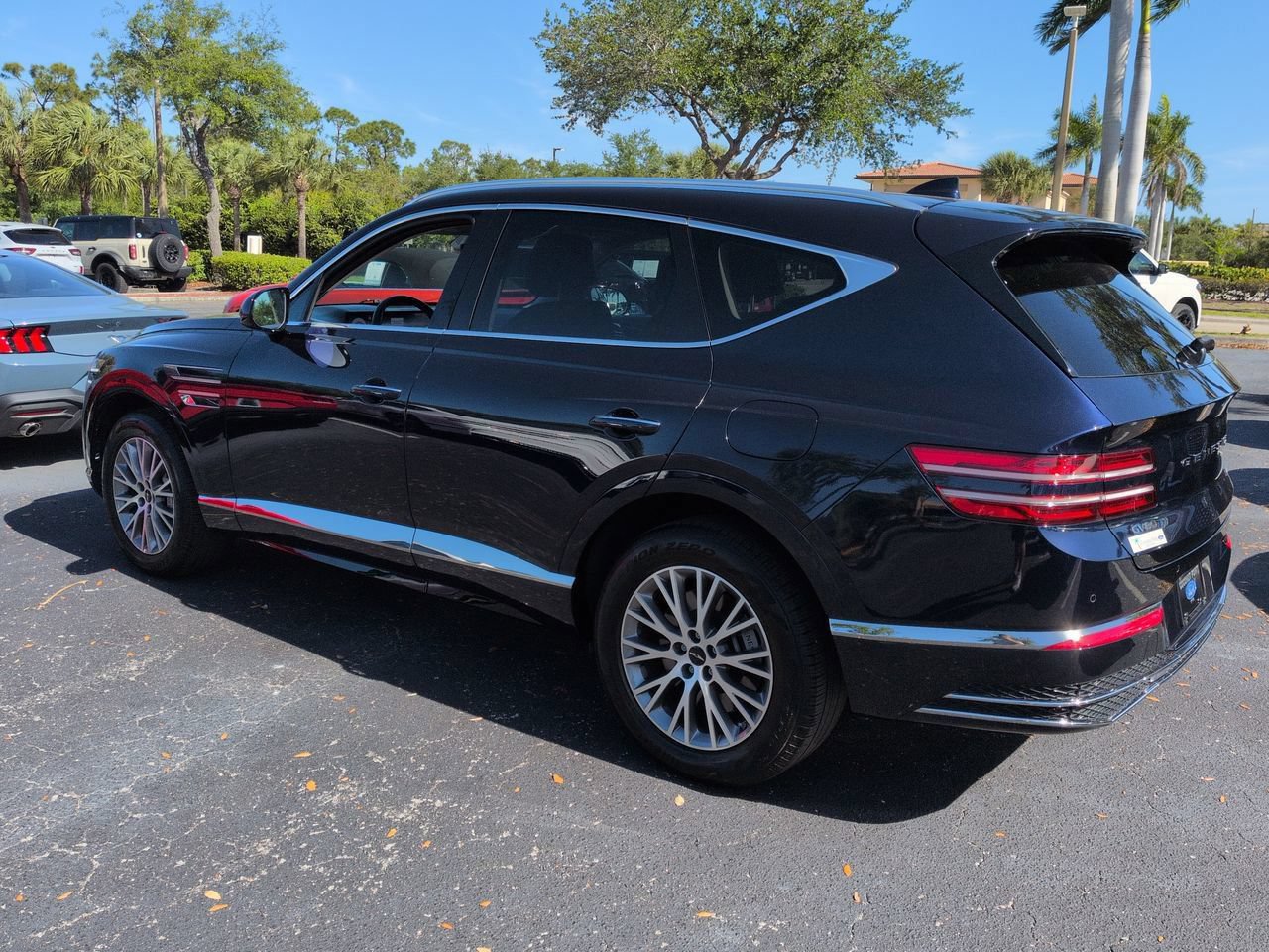 Used 2025 Genesis GV80 2.5T Standard AWD/4WD image 6